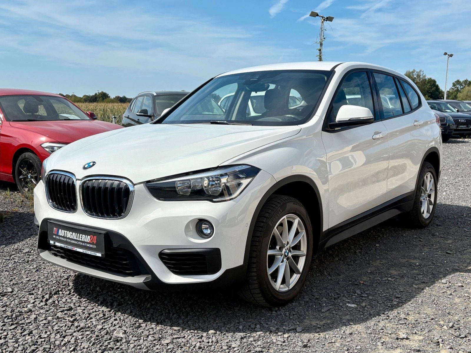 Fahrzeugabbildung BMW X1 xDrive18d Aut. Navi M SPORTLENKRAD Scheckheft