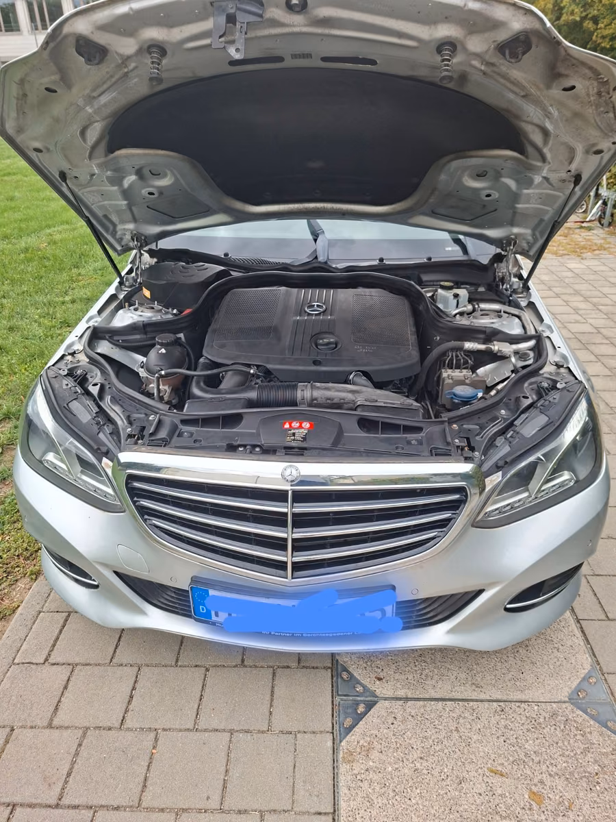 Mercedes-Benz E 220 d T-Model 9G Tronic