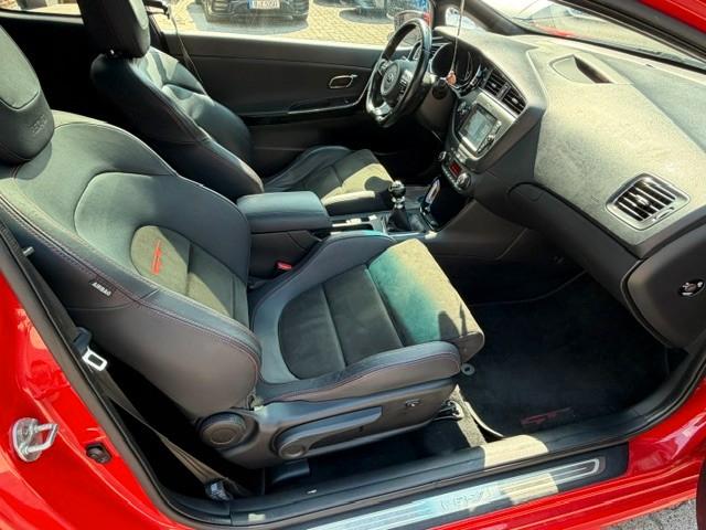 Kia ProCeed GT-Track Pano Navi Rückfahrk, Keyless