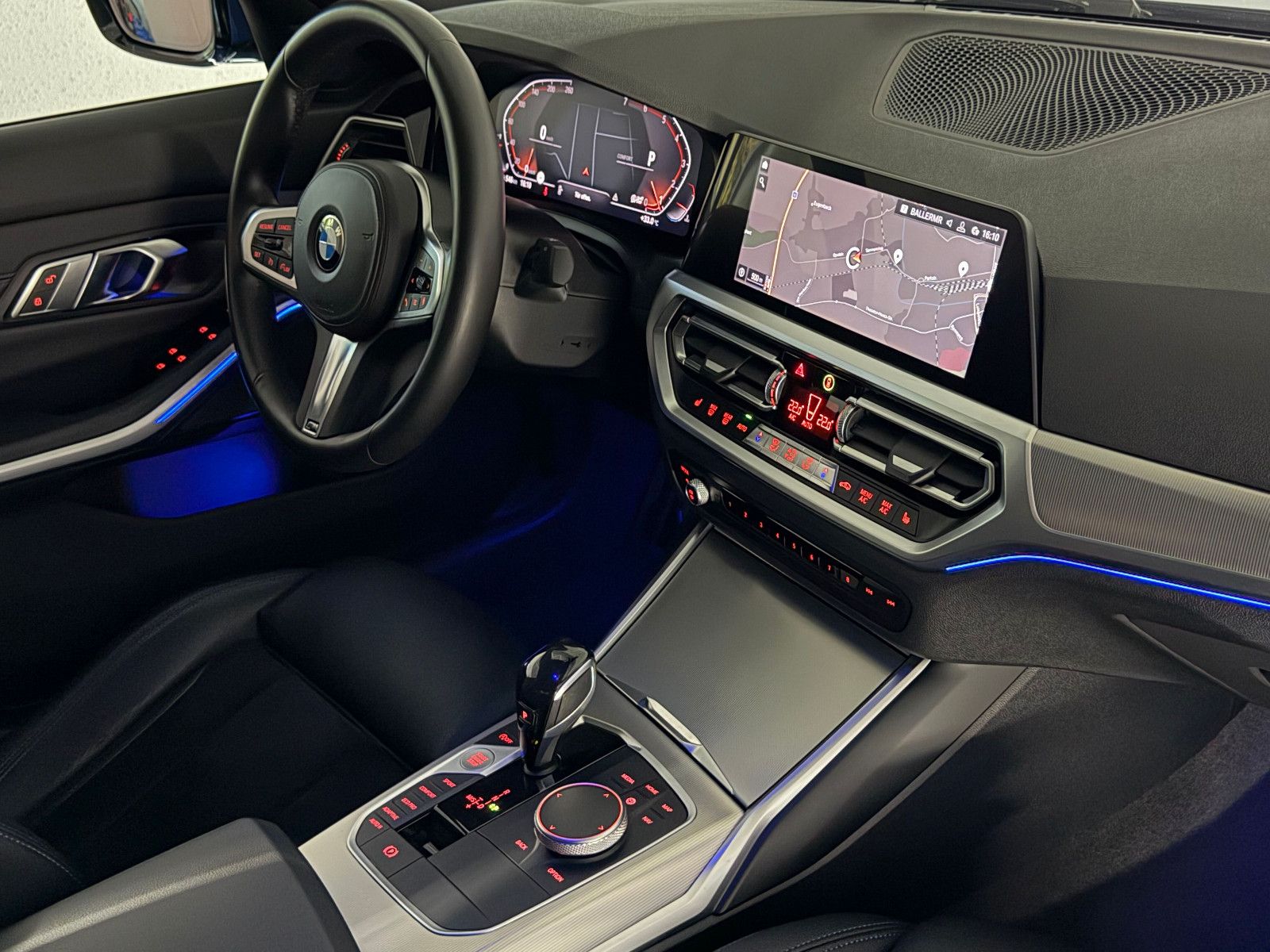 Fahrzeugabbildung BMW 330 i M SPORT/LED/DAB/VRTL COCKPIT/H&K/DE FZG