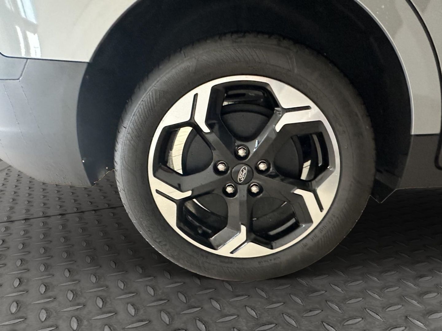 Fahrzeugabbildung Ford Tourneo Courier BEV Titanium Navi ACC Klimaautom