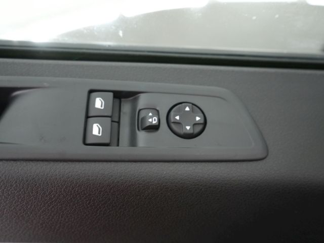 Zafira Life e TOURER L 75kWh AT 6-SITZER+BI XENO