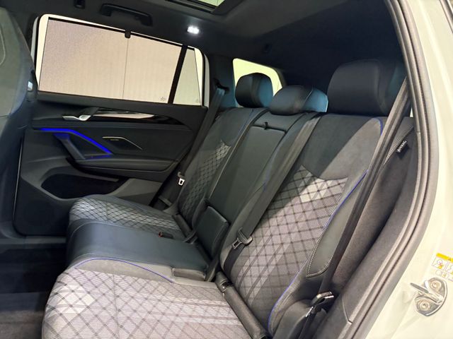 Tayron R-Line 2.0 TDI 4M DSG PANO STNDHZG LED