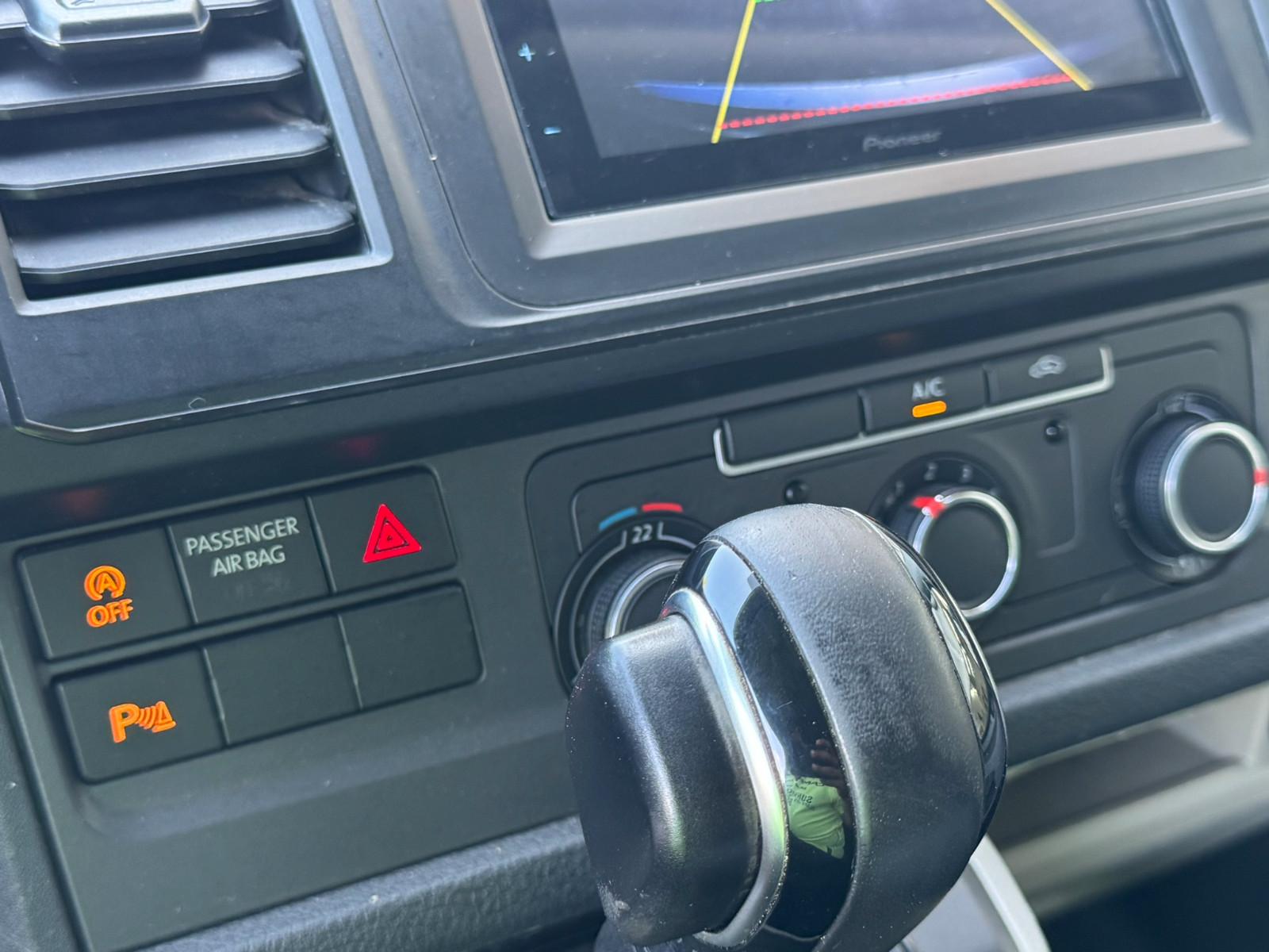 Volkswagen T6 Transporter Kasten L2 Led Navi AHK DSG