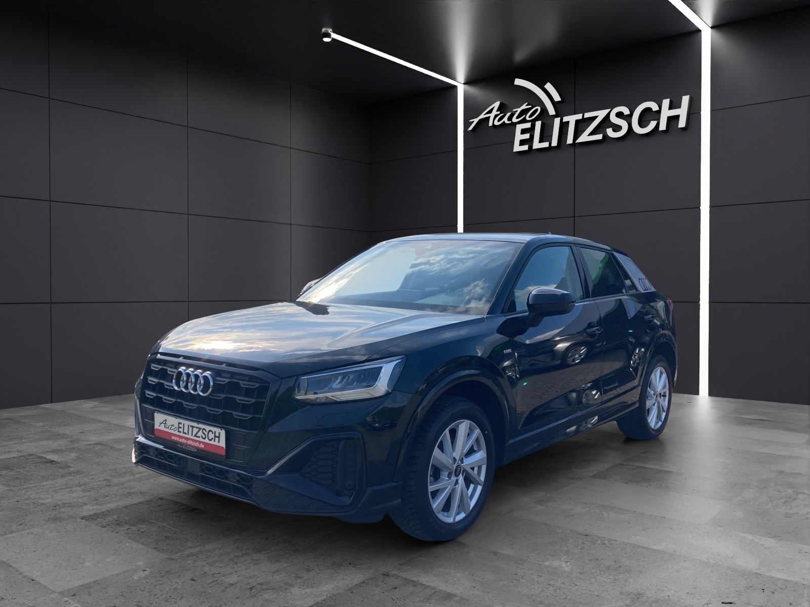 Fahrzeugabbildung Audi Q2 35 TFSI S-line S-tronic LED Navi AVC ACC RFK