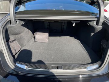 Fahrzeugabbildung Mercedes-Benz S 580 e Lang AMG Pano Burmester HUD Leder uvm.