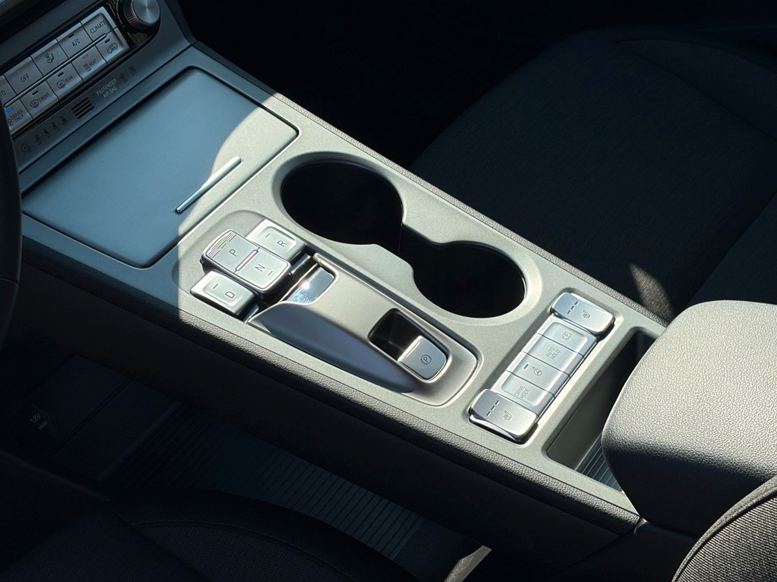 Fahrzeugabbildung Hyundai Kona E Edition30+ LKAS CarPlay Krell Navi Kamera