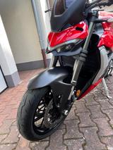 Ducati Streetfighter V2 - Offers