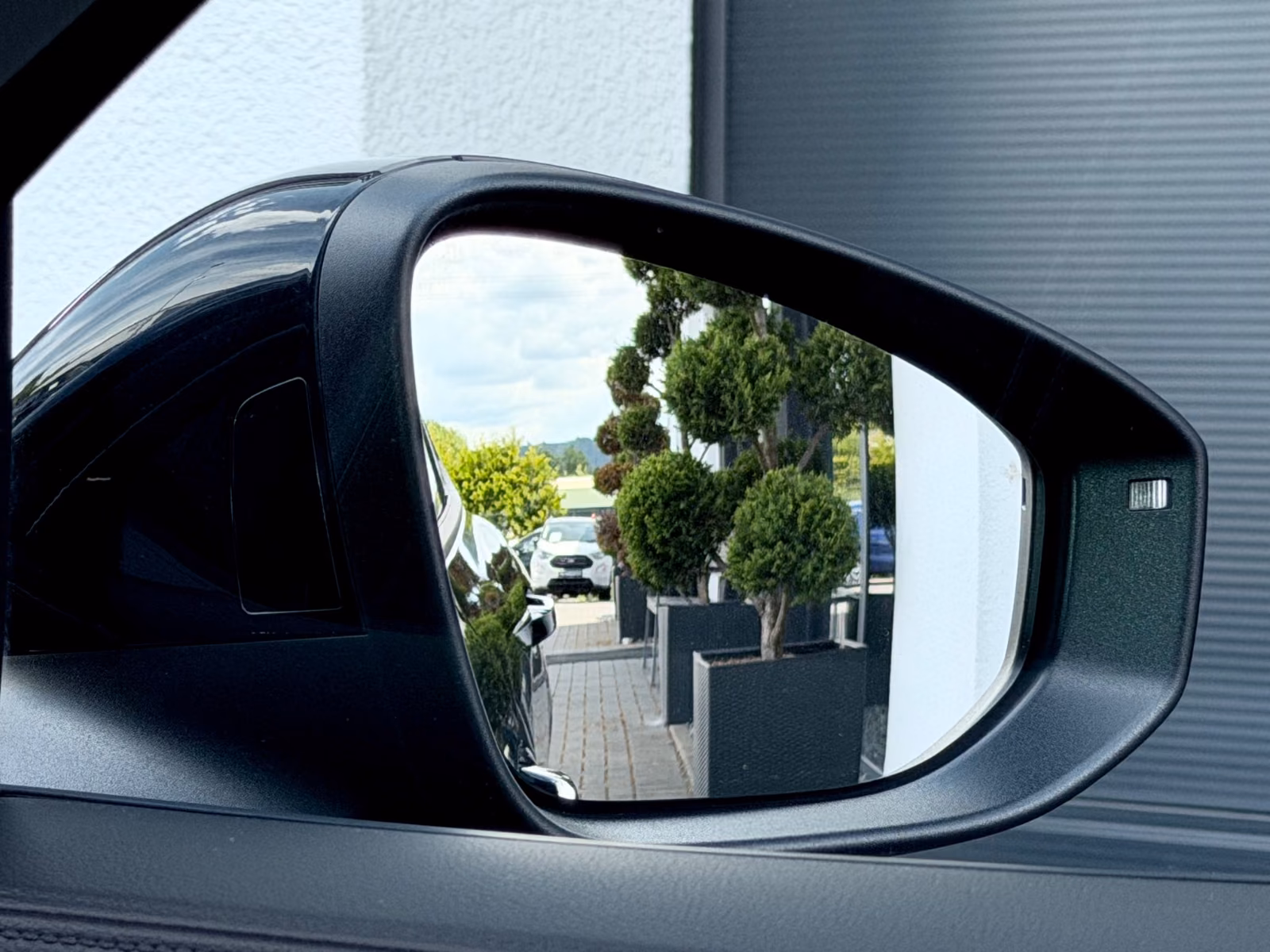 Volkswagen Passat Variant 1.5 TSI DSG /LED/ACC/CAM/1.HAND/, миниатюра 14