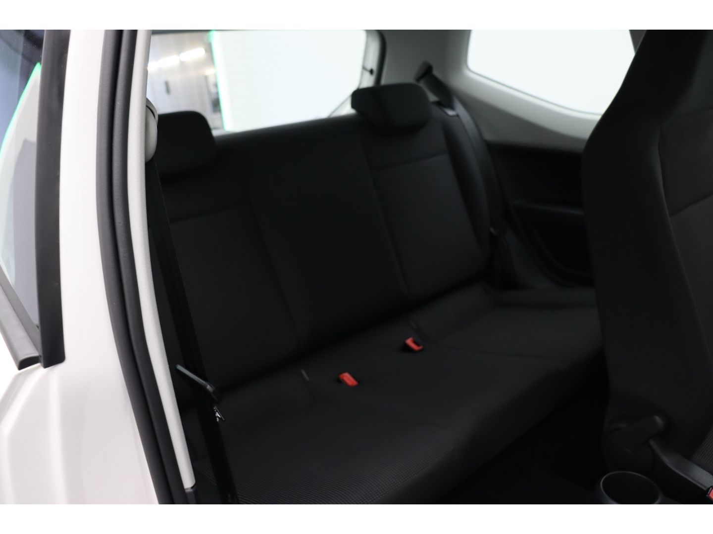 Fahrzeugabbildung Volkswagen up! 1.0 take Klima Cool & Sound Paket