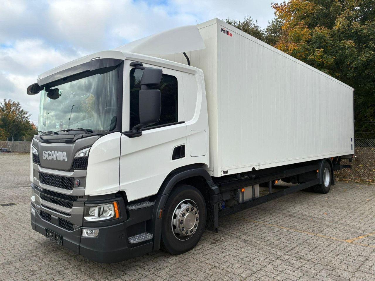 Scania P 250 B4x2NB Boks/lift