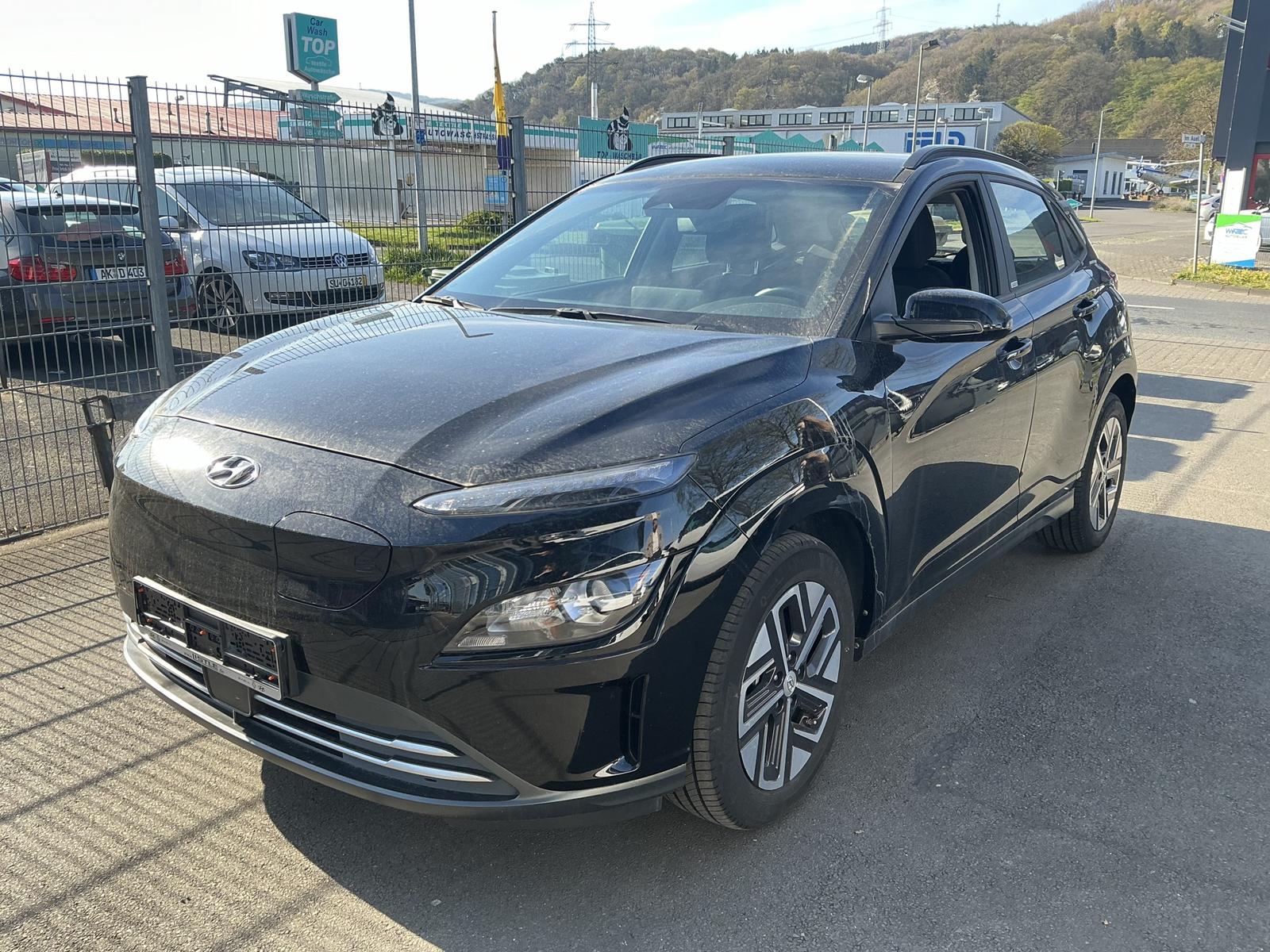 Hyundai KONA Kona Select R.CamSHZ LED ACC DAB Winter-Paket