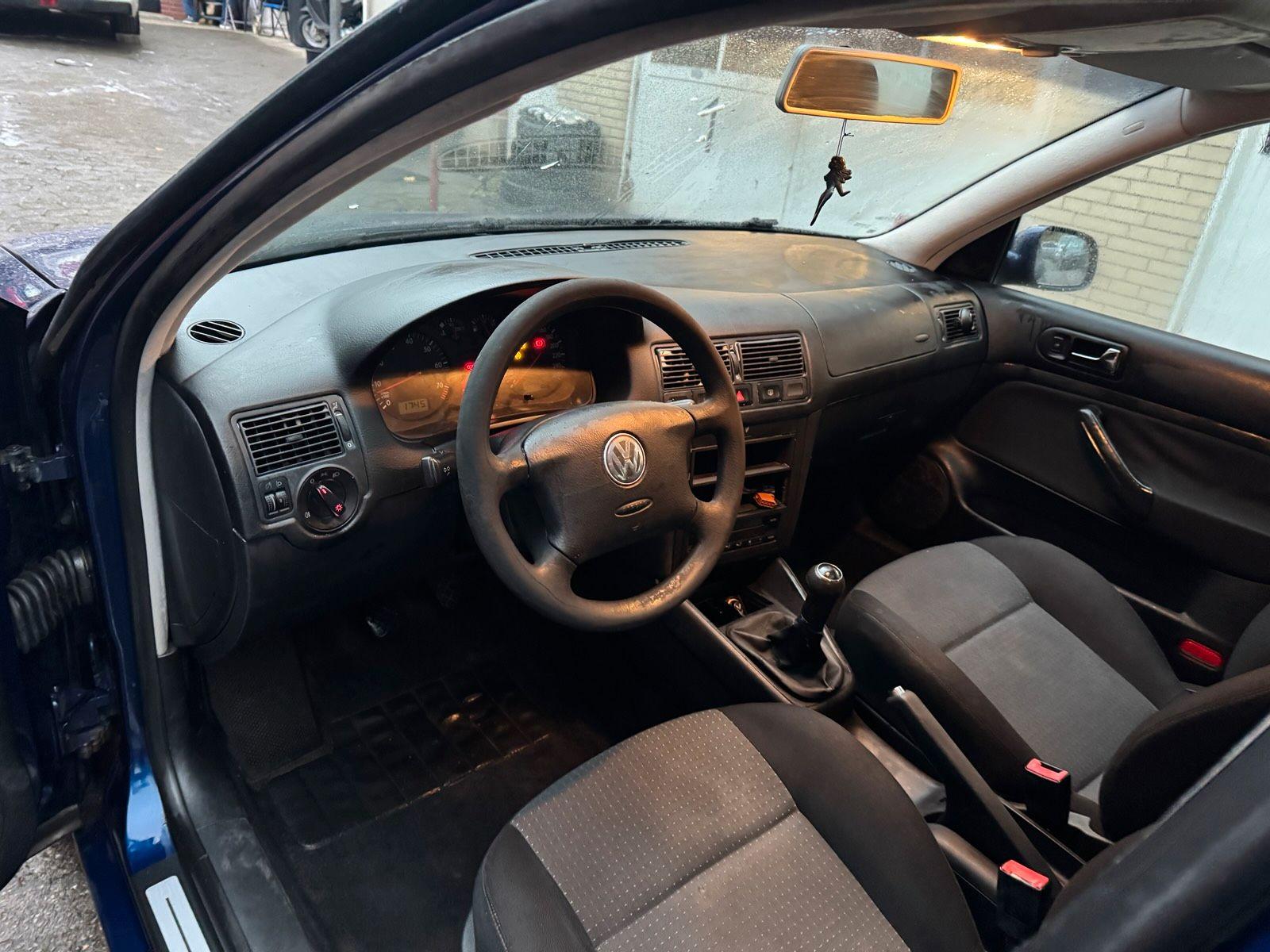Volkswagen Golf 2005 — photo 7