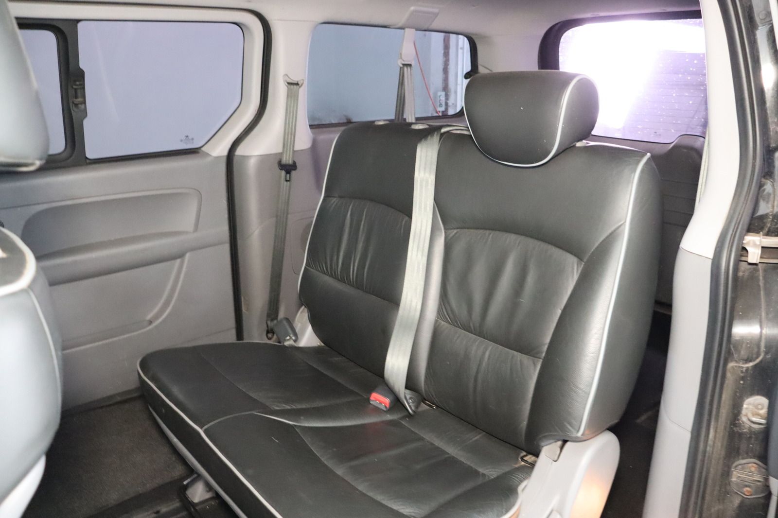 Fahrzeugabbildung Hyundai H-1 2.5CRDi Travel Comfort * AHK * Sitzheizung