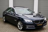 BMW 730LI Edition Exclusive/SOFT-CLOSE/KAMERA/MEMORY - mit Benzin-Antrieb: Blau, Verkehrszeichenerkennung, Limousine