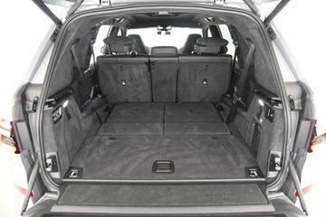 BMW X7 - 8