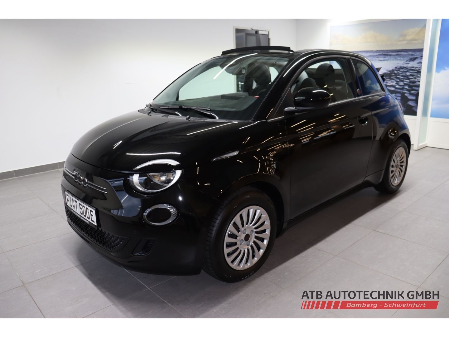 Fahrzeugabbildung Fiat 500e Cabrio 23,8 kWh RED Komfort-Paket Apple Car