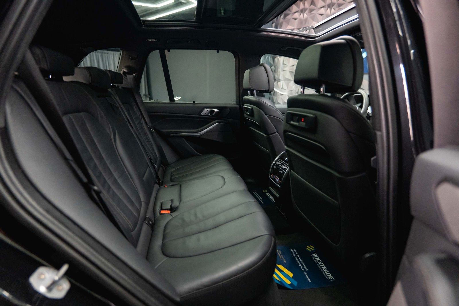 Fahrzeugabbildung BMW X5 xDrive 40i M Sport Shadow Line *ACC*Pano*LED*