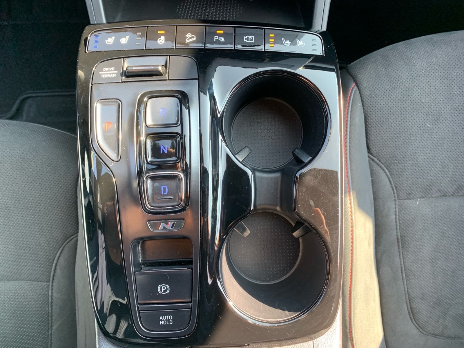 Fahrzeugabbildung Hyundai TUCSON 1.6 T-GDI N Line Hybrid 4WD