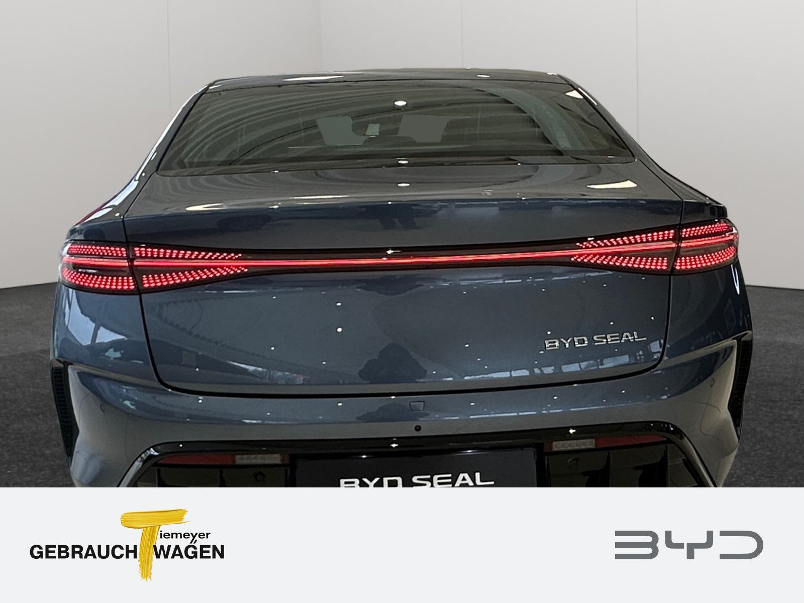 BYD SEAL