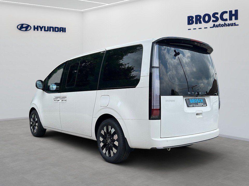 Fahrzeugabbildung Hyundai STARIA HEV 7SITZER 1.6T 6AT SIGNATURE PANO BOSE+