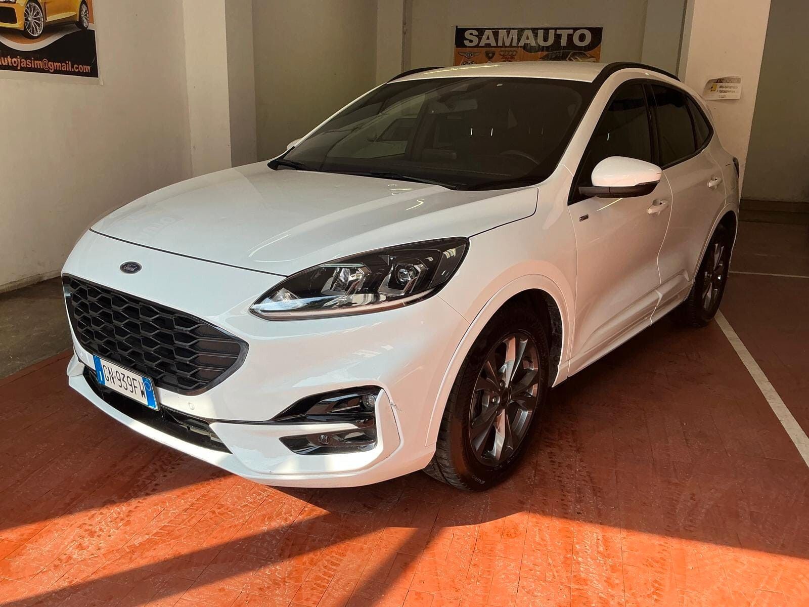 Ford Kuga 1.5 Diesel EcoBlue AUTOMATICO 2WD ST-L