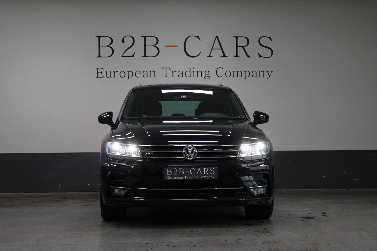 Volkswagen Tiguan 1.5 TSI DSG R-Line | LED | AHK imagem 2