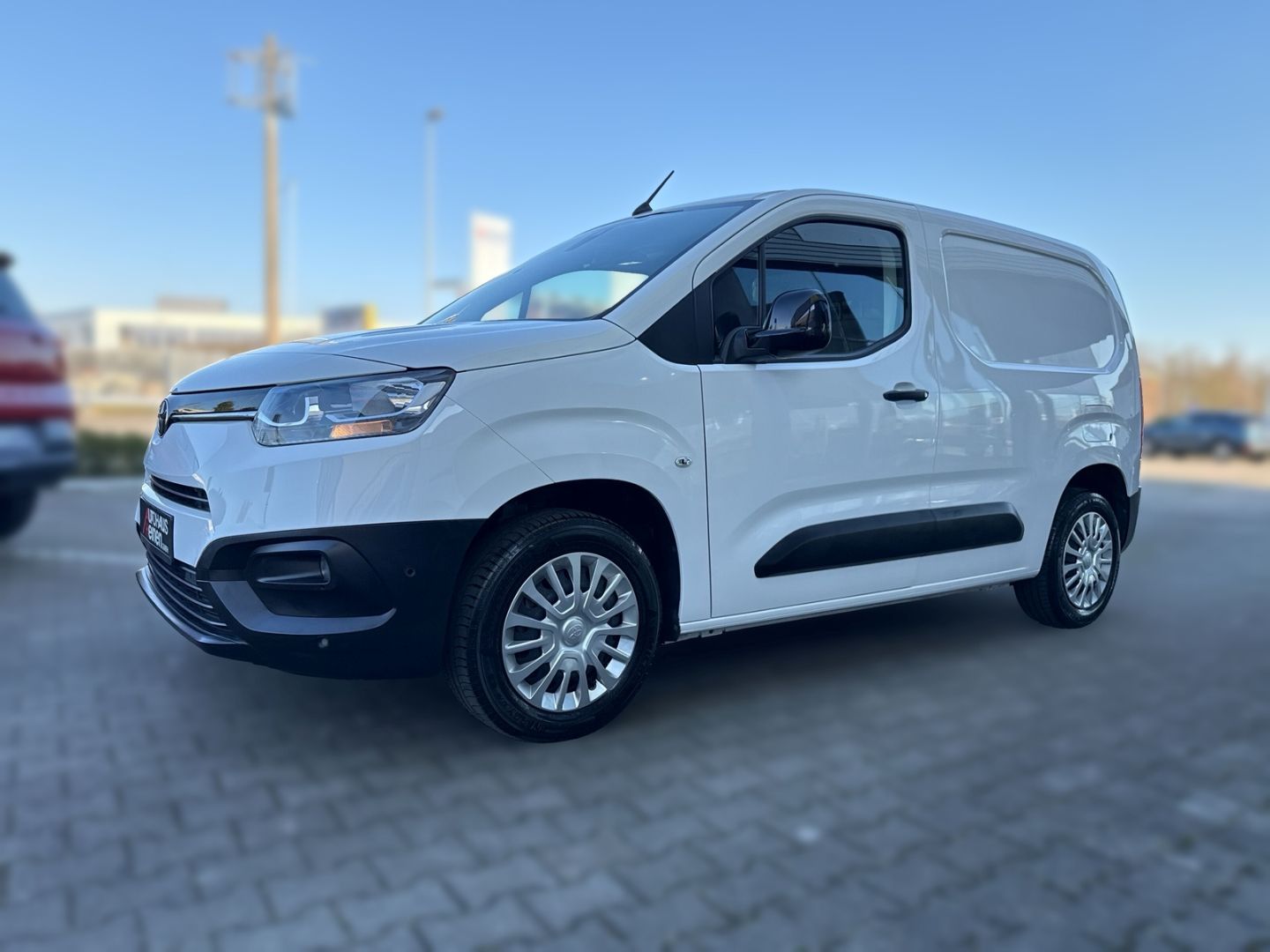 Fahrzeugabbildung Toyota Proace City L1 Meister PROACE CITY D-4D 100 1.5