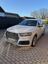 Audi SQ7 4.0 TDI, Audi Scheckheft + Garantie (05/27) - weiße Audi SQ7