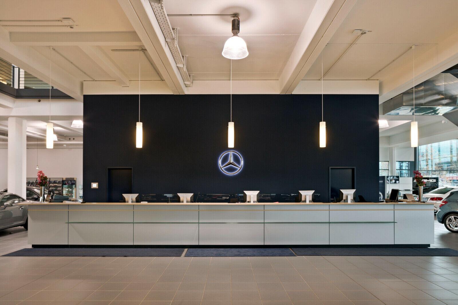 showroom-image-main