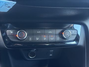 Opel Corsa F Edition 1.2 KAMERA CARPLAY SHZ LHZ
