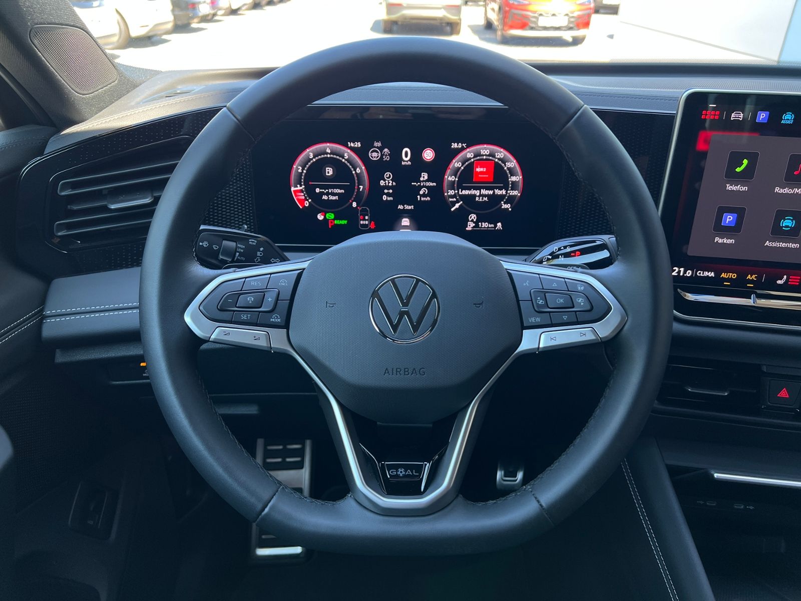 Fahrzeugabbildung Volkswagen Tiguan GOAL 1.5 eTSI DSG *Garantie,AHK,LED,ACC,K