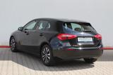 Mercedes-Benz A 180 d 8G-Dct WideScreen 458 2x große Display - Mercedes-Benz A 180 mit Diesel-Antrieb: Limousine