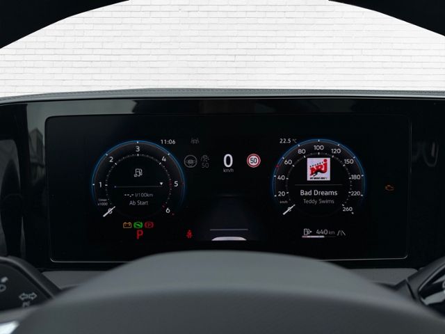 Fahrzeugabbildung Volkswagen Tiguan R-Line 2.0 TDI 4MO DSG - 20"LM*Pano*AHK!!