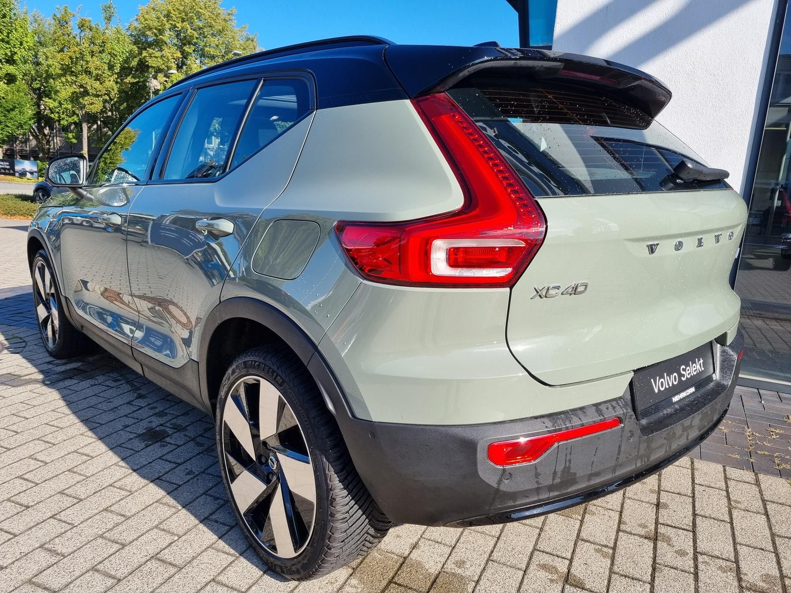 Fahrzeugabbildung Volvo XC40 Recharge Single Ext. Ultimate 'Glasdach'