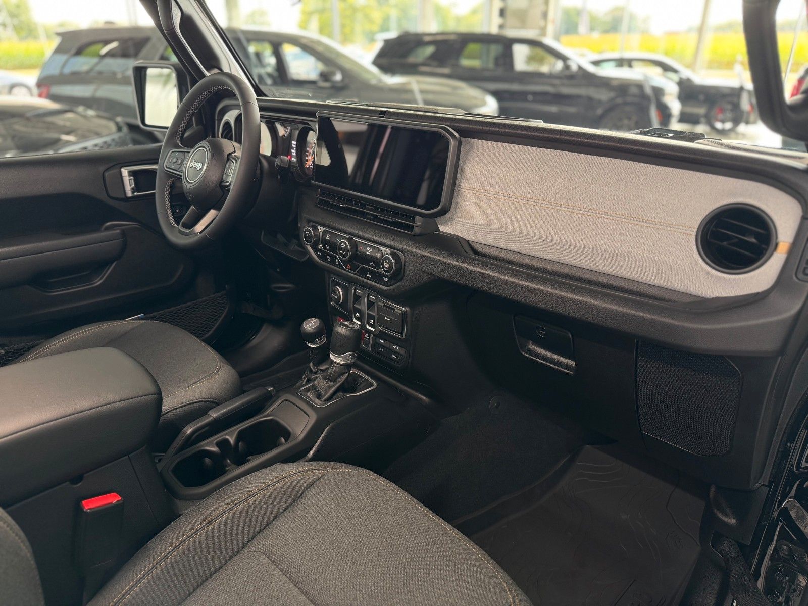 Fahrzeugabbildung Jeep Wrangler WILLYS 2.0 T-GDI 4x4 MY25 "AHK"