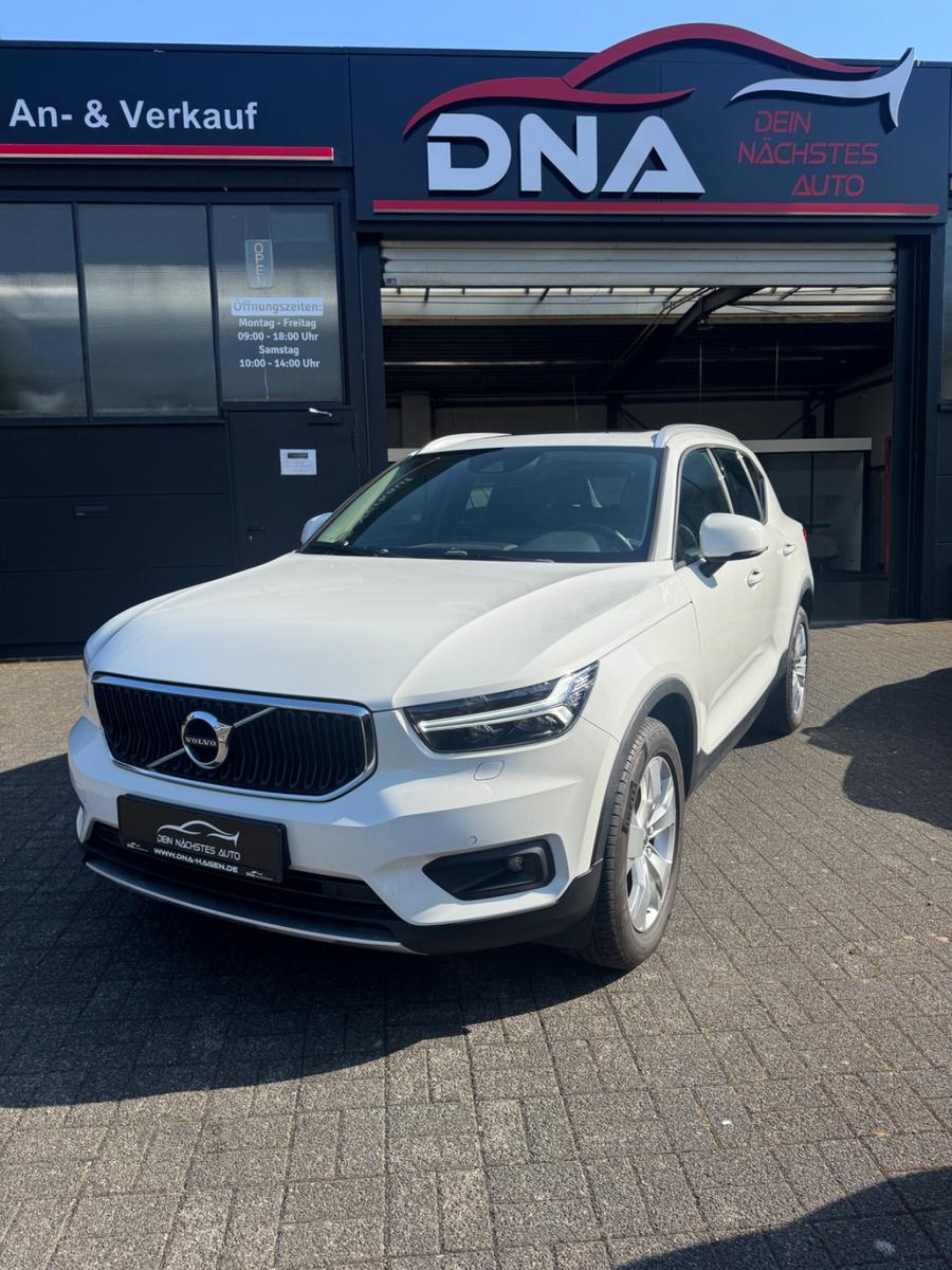 Volvo XC40 Momentum AWD*1.Hand*Pano*Voll*