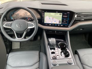 Volkswagen Touareg - 10