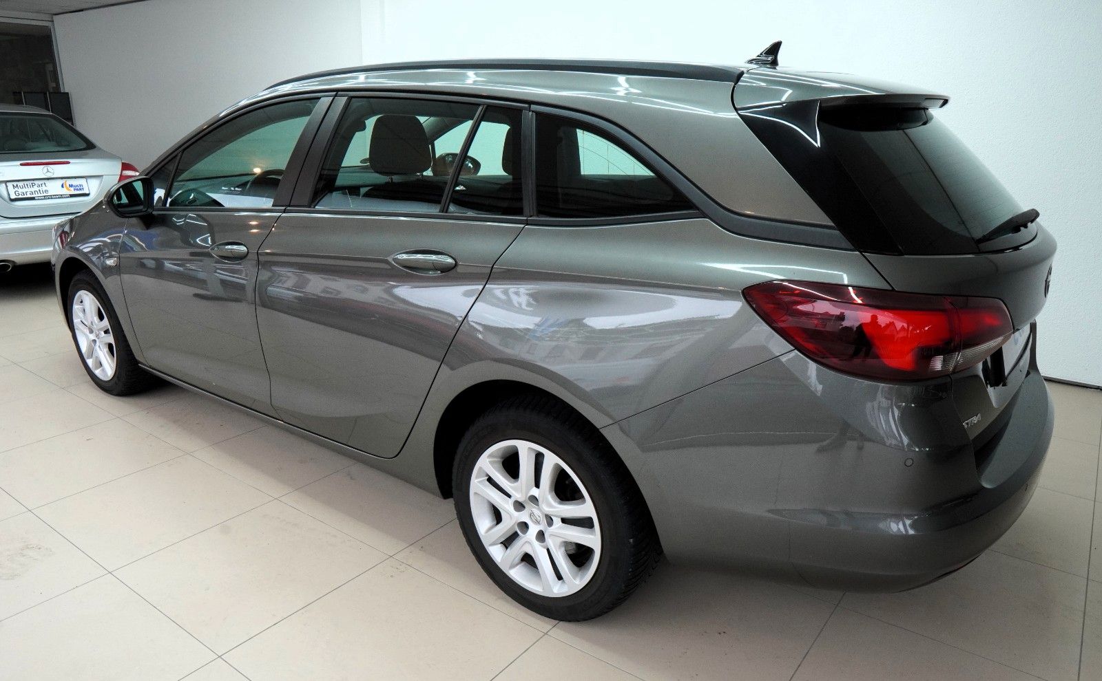 Fahrzeugabbildung Opel Astra K Sports Tourer Edition *Autom*Navi*