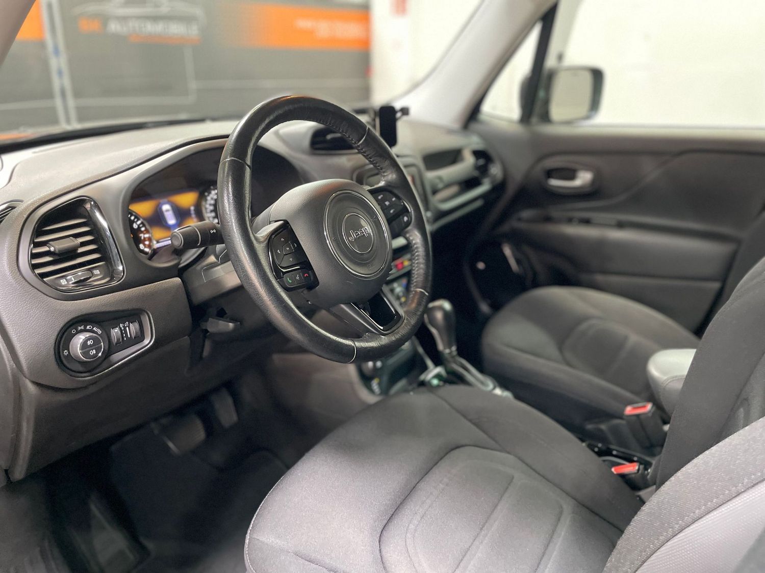 Fahrzeugabbildung Jeep Renegade Limited 4WD#Bi-Xen#ACC#Spur#Keyless#Bea