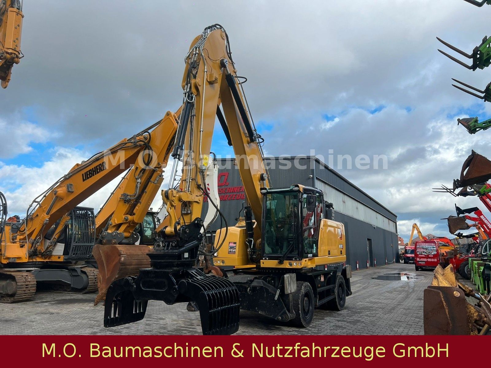 Fahrzeugabbildung CAT CAT MH 3022