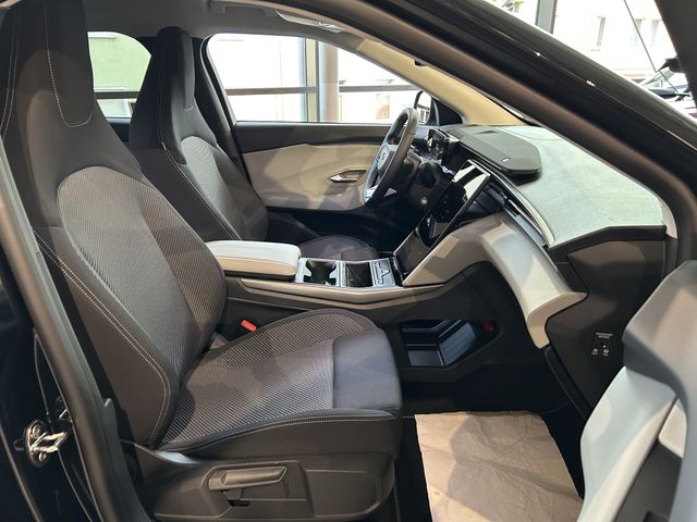 Ford Explorer Select RWD