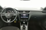 Skoda Octavia Combi Scout 4x4 LED Navi SHZ Pano - Skoda Octavia: Allradantrieb, Scout