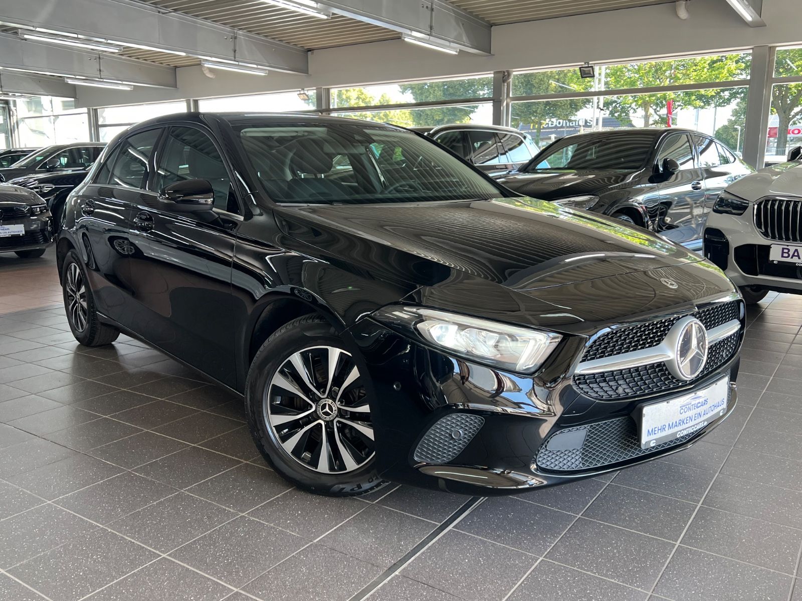 MERCEDES-BENZ A 180 d Business Park Paket+LED HIGH PERFORMANCE