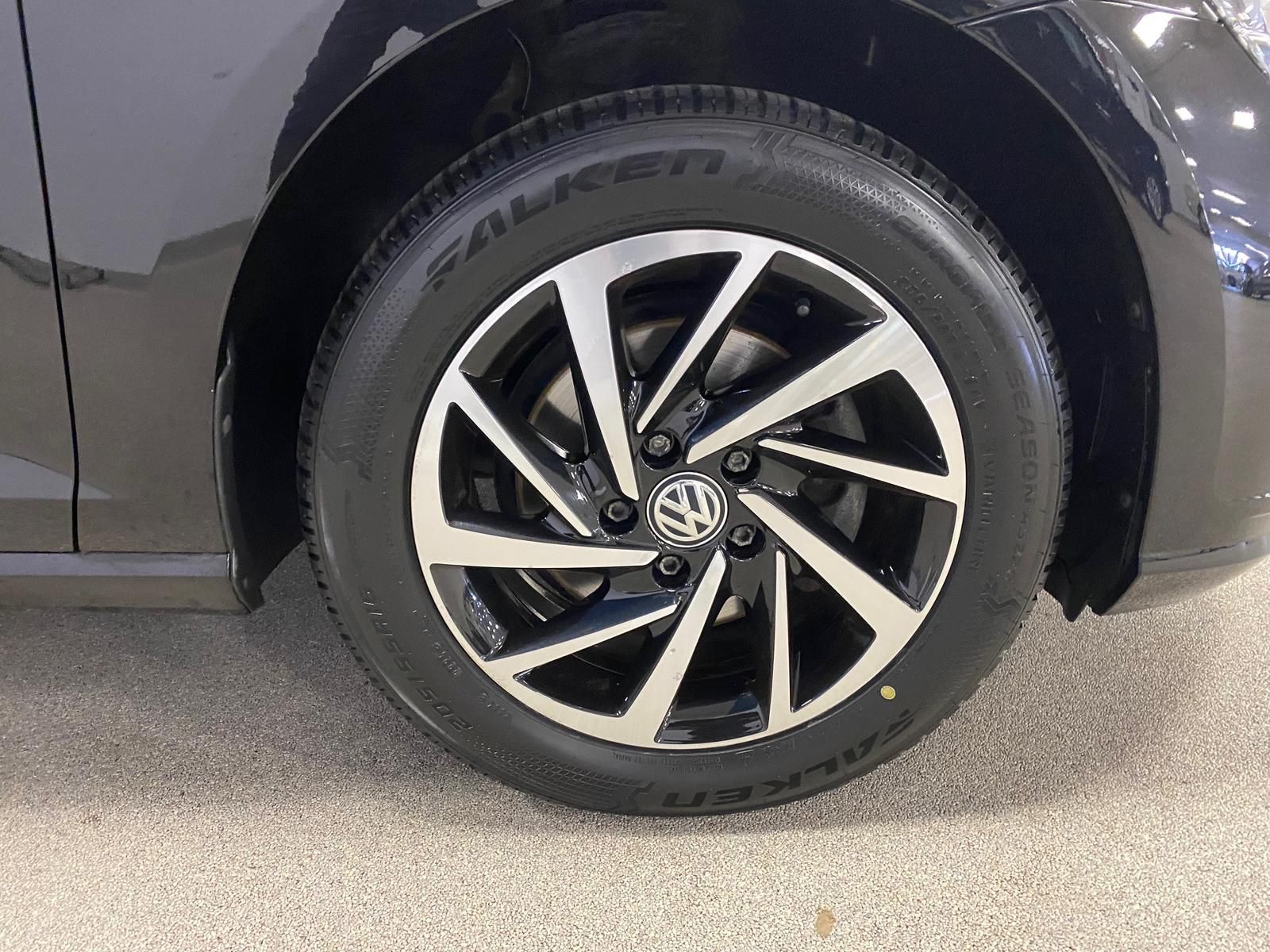 Fahrzeugabbildung Volkswagen Golf Variant VII 1.0 TSI Join+APP+ALLWETTER+NAVI