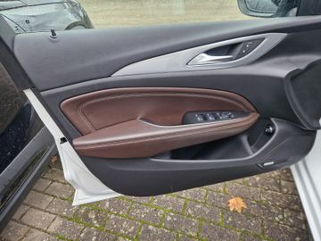 Bild 18 Opel Insignia B Sports Tourer Ultimate