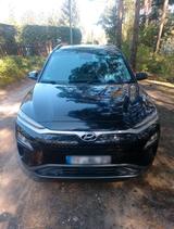 Hyundai Kona Elektro 204 PS premium - Hyundai KONA Elektro von privat