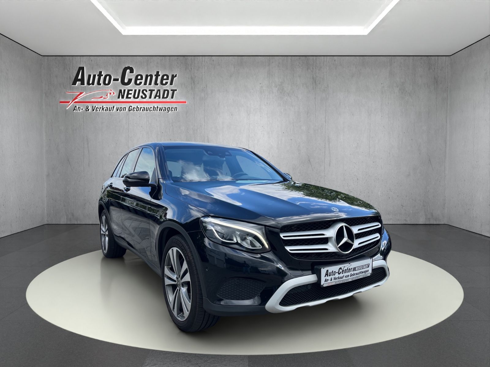 MERCEDES-BENZ GLC 350 d 4Matic AHK/LED/BURMESTER/NAVI/DAB+