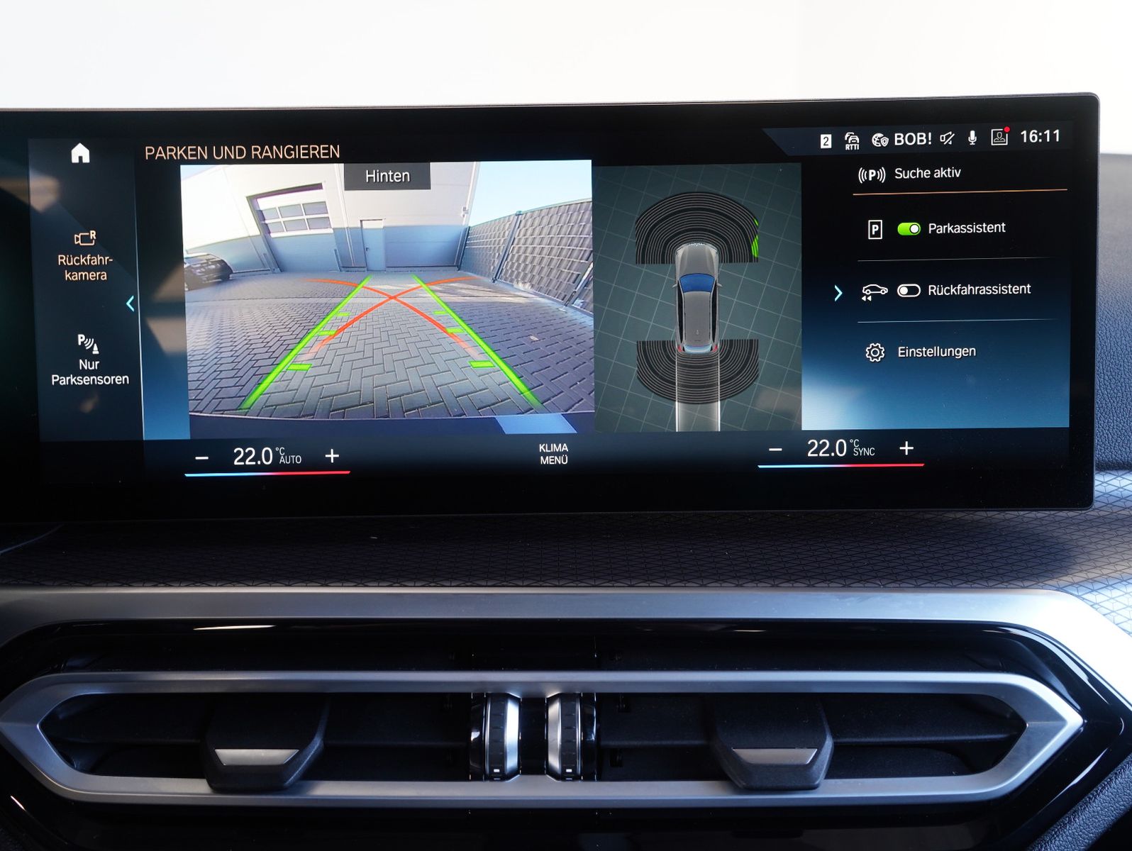 Fahrzeugabbildung BMW 320 d xDrive Touring M Sport LED/DAB/CARPLAY/ACC