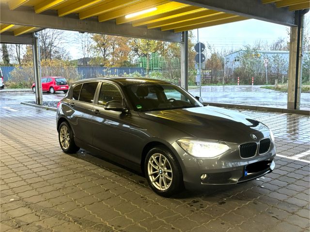 BMW 118D F20 2.Hd*Aut.*Sitzh*Bi-Xenon*TÜV2026